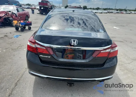 2017 Honda Accord Ex z USA, uszkodzony, nr VIN 1HGCR2F77HA053322